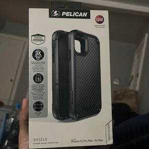 Pelican 4 LAYER PROTECTION CASE IPHONE 11 pro Max/Xs Max Black